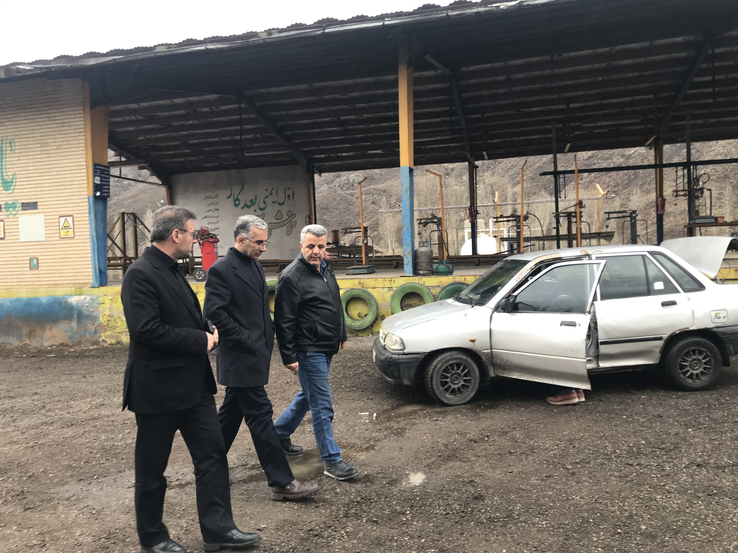 بازدید فرماندار خلخال از مجموعه سیلندر پرکنی خلخال