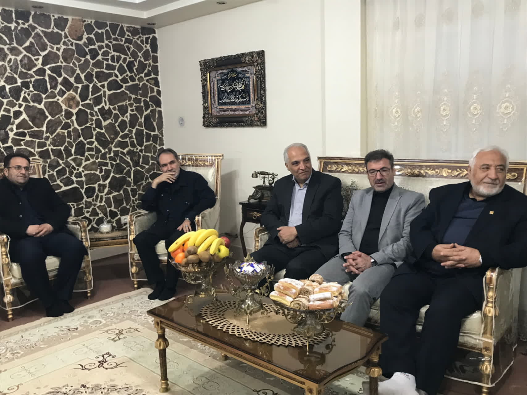 تجلیل از هنرمند پیشکسوت نمایش استان در خلخال
